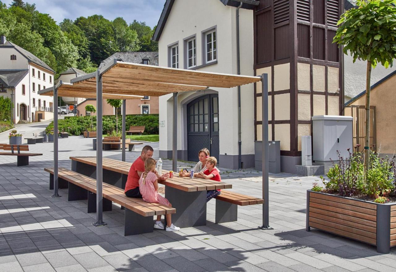 Hotel-Restaurant Beim Schlass Wiltz Экстерьер фото