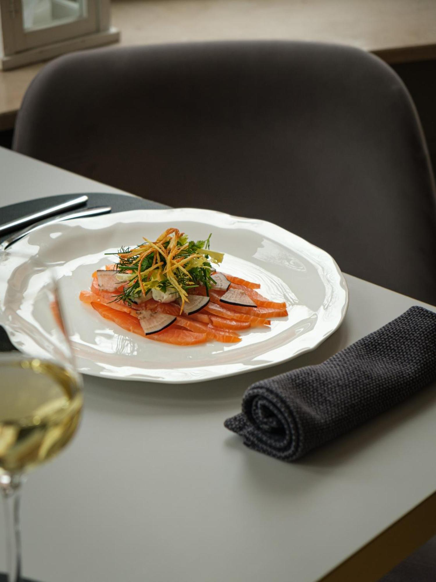 Hotel-Restaurant Beim Schlass Wiltz Экстерьер фото