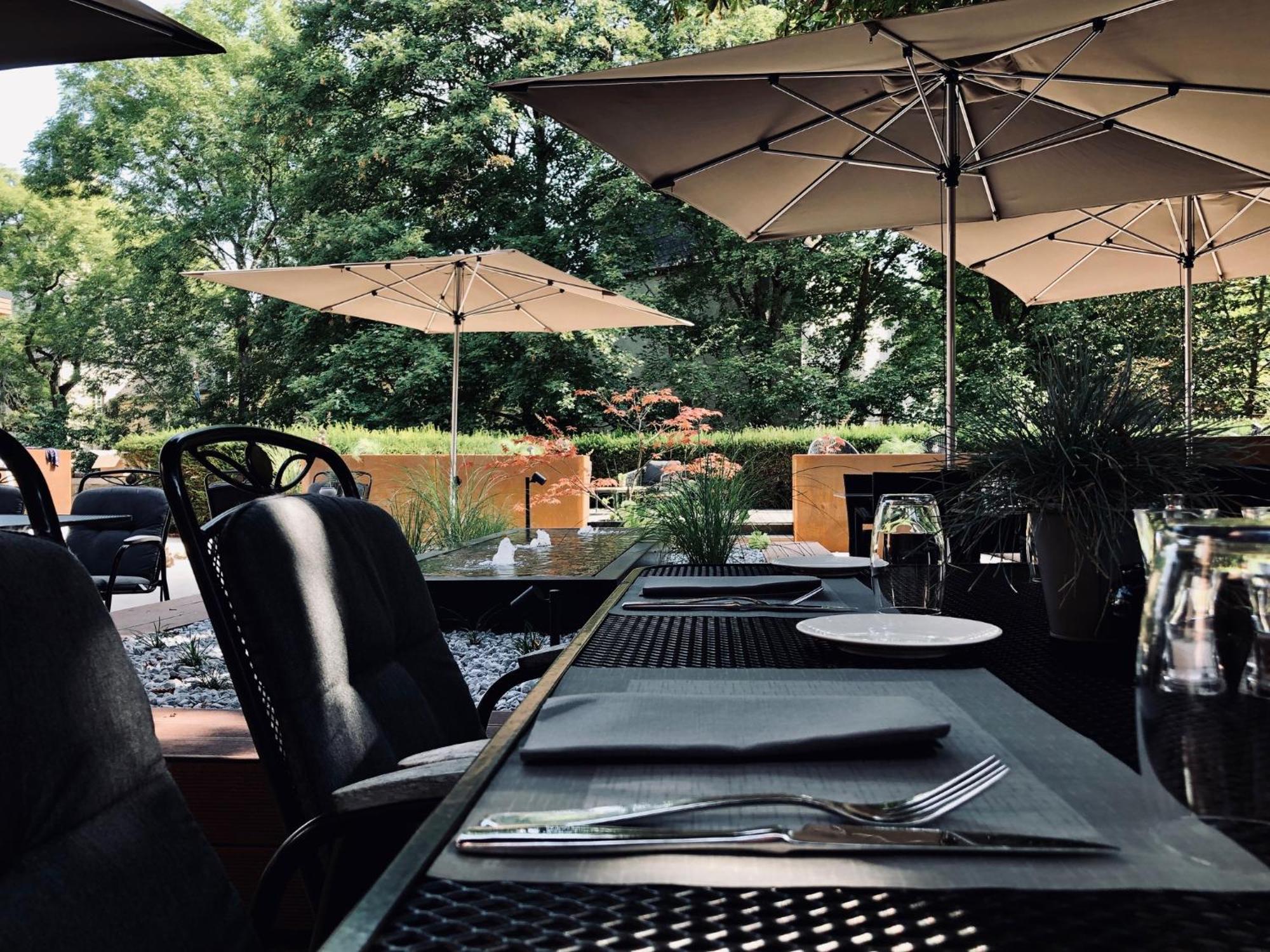 Hotel-Restaurant Beim Schlass Wiltz Экстерьер фото