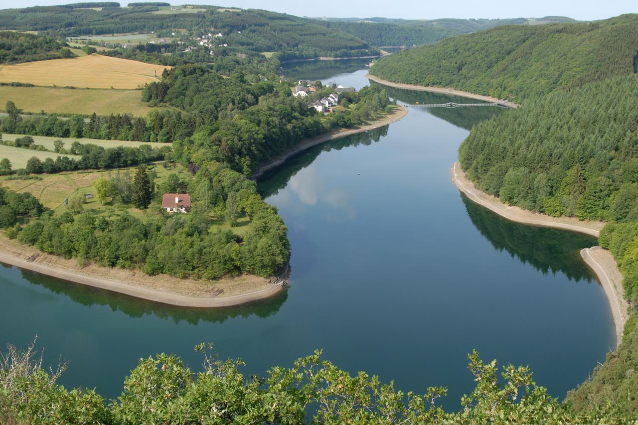Hotel-Restaurant Beim Schlass Wiltz Экстерьер фото
